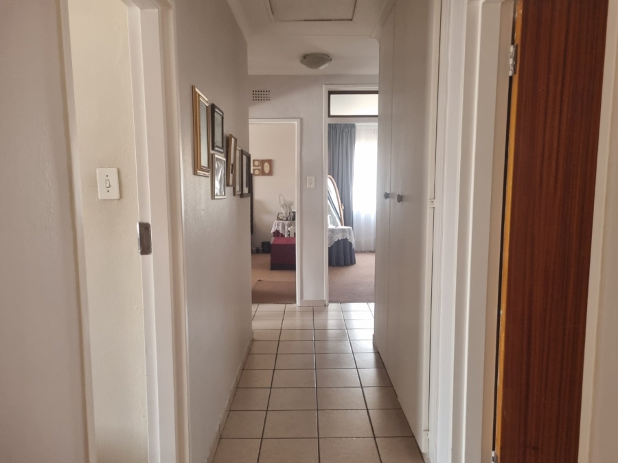 4 Bedroom Property for Sale in Vaalpark Free State